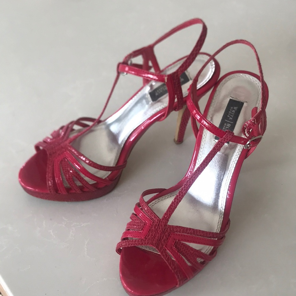 Open-toed heels